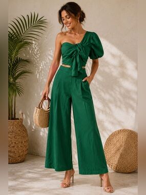 Chic Emerald Women's Jumpsuit